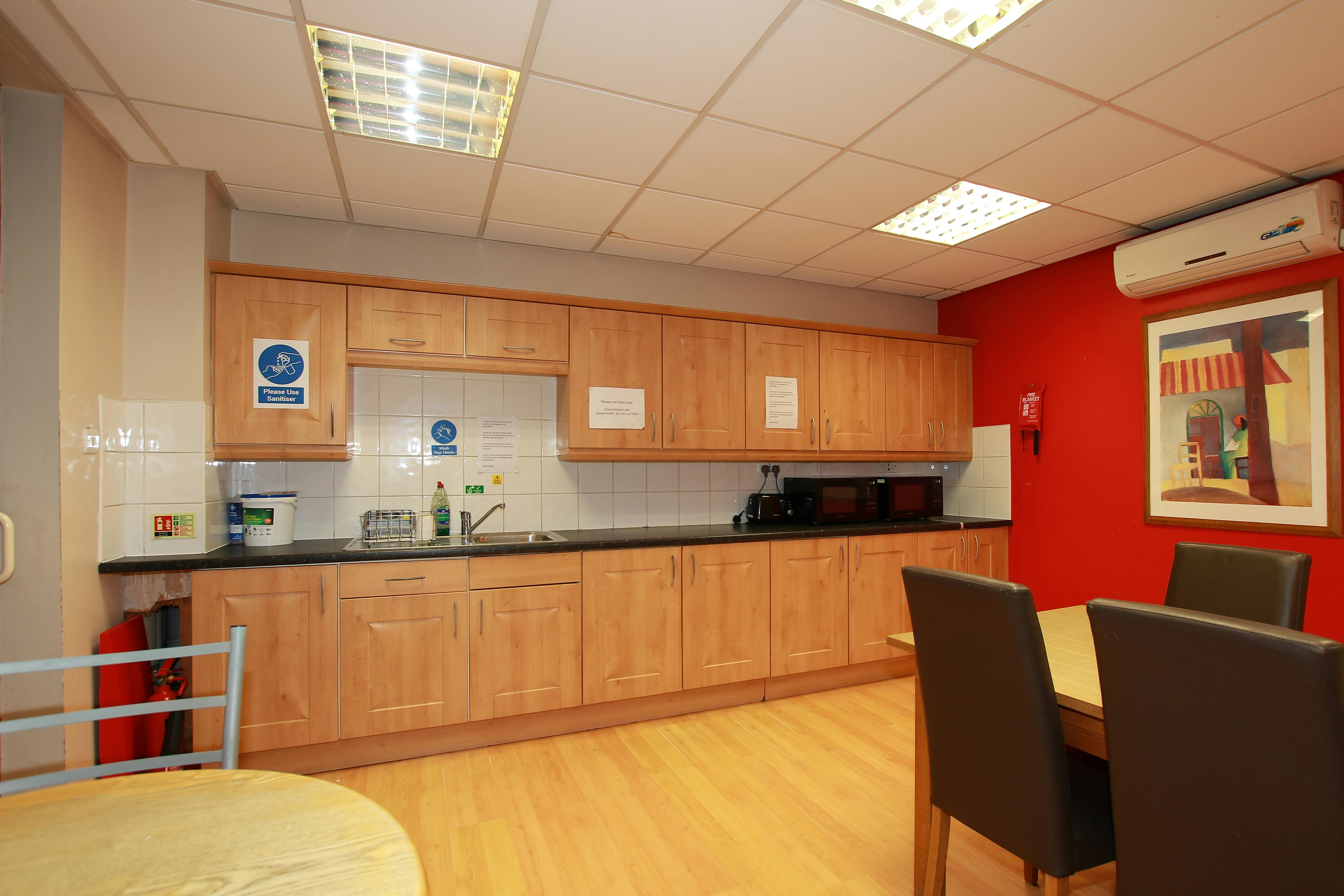 Armitage House, Wakefield, Offices To Let - H7D_3120.JPG