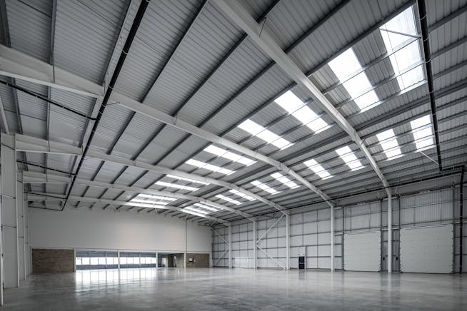 Unit 5, Hurricane Urban Hub, Reading, Berkshire, Warehouse & Industrial To Let - U8_0028.jpg