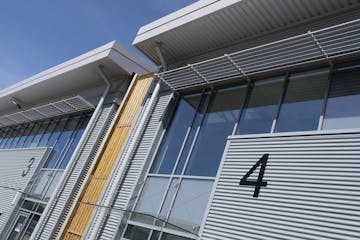 Unit 4 Insignia Park, Luton Road, Dunstable, LU5 4LW