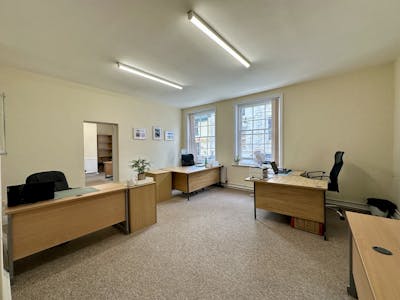 First Floor Offices, 2-3 Wyle Cop, Shrewsbury, Office To Let - IMG_9410.jpeg