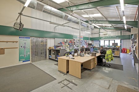 Unit 1, Brown Lane West, Leeds, Industrial To Let - IMG_4194.jpg