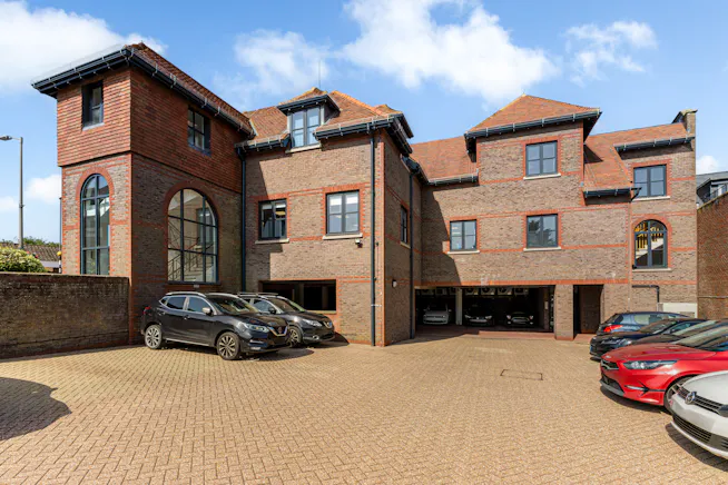 Ground Floor Office, 5 Chalfont Court, Amersham, Offices To Let - 111059_Ground Floor 5 Hill Avenue (23).jpg