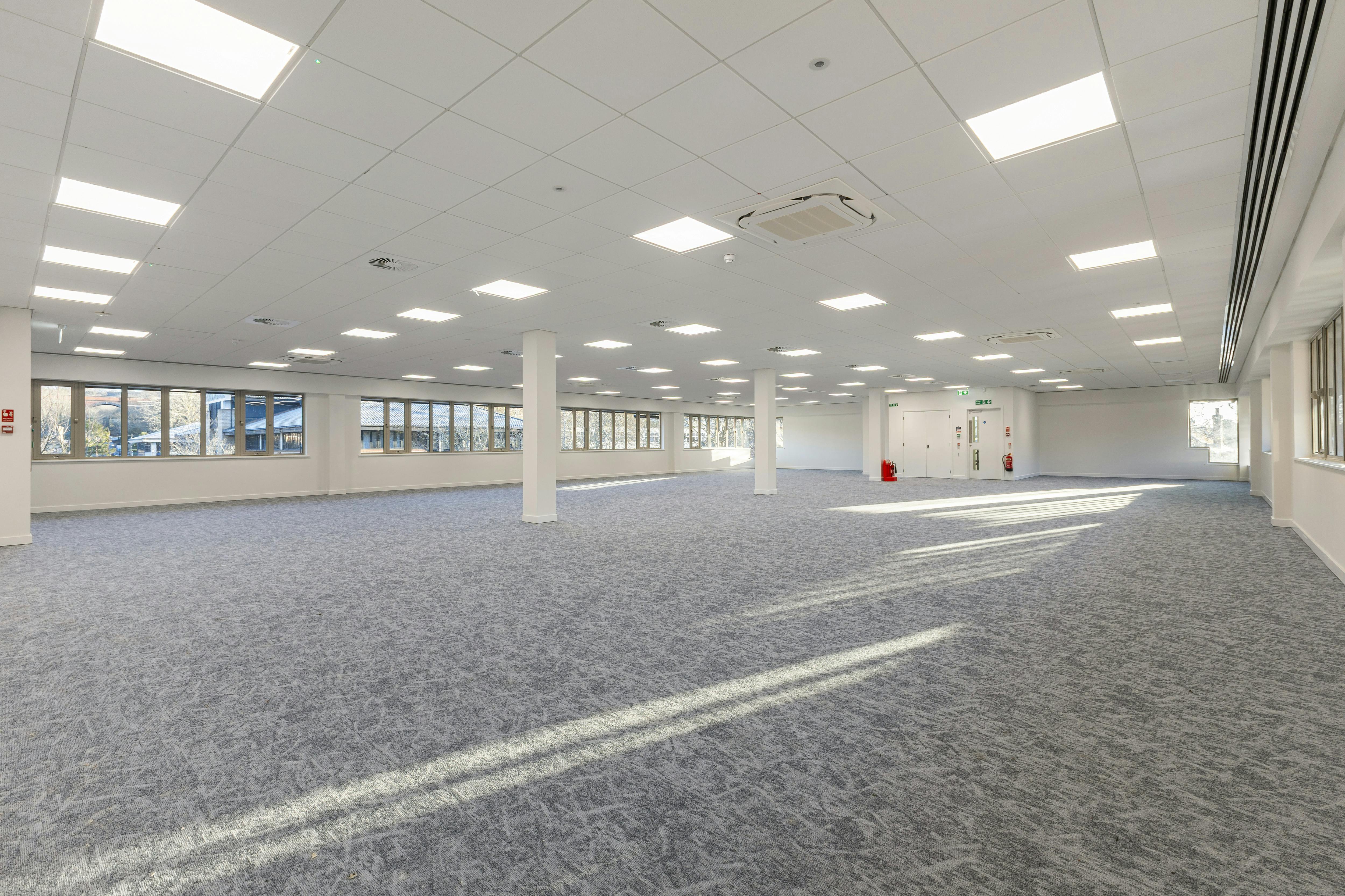 First Floor, Hampden Court, High Wycombe, Offices To Let - 101969_Hampden-Court-Kingsmead-Business-Park (9).jpg