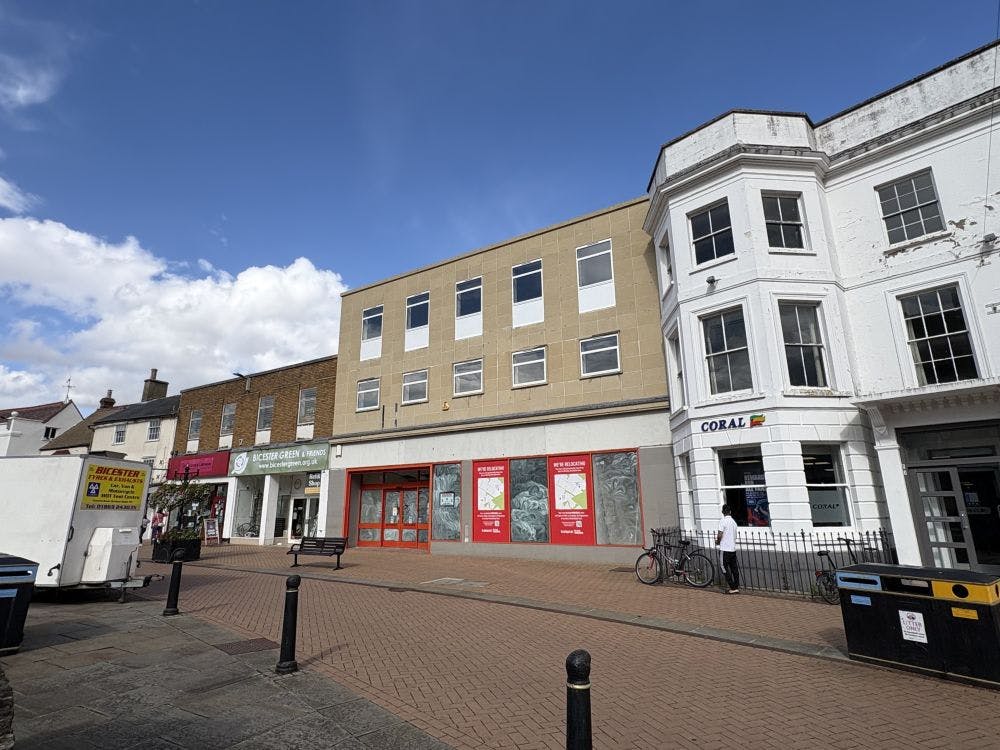 12 Sheep Street, Bicester, Leisure / Retail / Office To Let - image00007.jpg