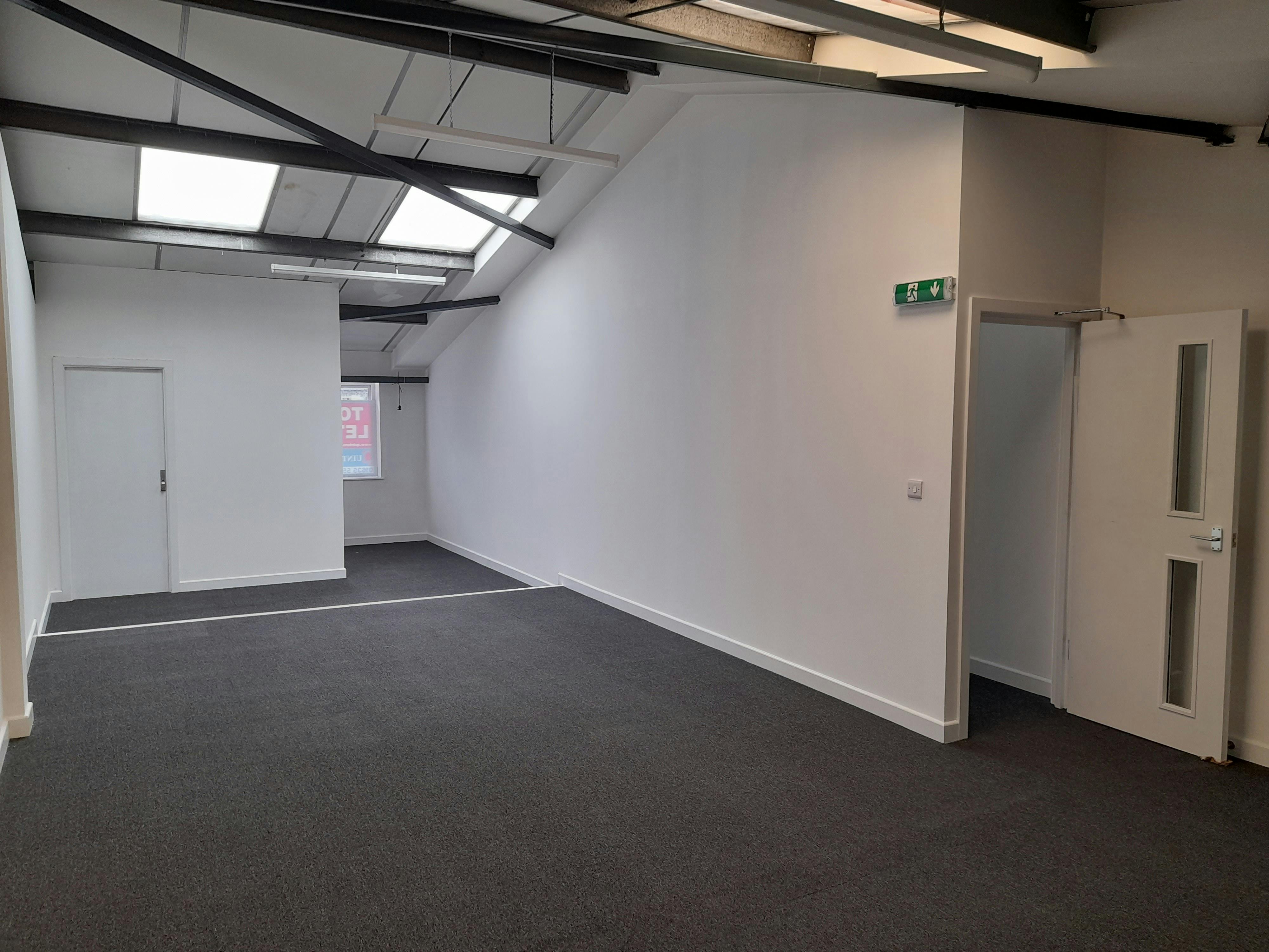 Unit 4C Station Yard, Hungerford, Industrial / Warehouse To Let - 20250625_105033.jpg