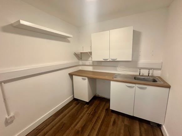 Unit 16C, Mimram Road, Hertford, Industrial To Let - IMG_6577.jpg