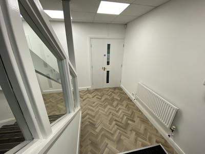 Unit 3 Carlton Court, Unit 3, Leeds, Office To Let - IMG_0471.jpg