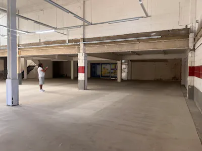 786-794 Oxford Road, Reading, Class E Retail / Leisure / Retail / Trade Counter / Trade Counter / Showroom To Let - 20260814_105449502_iOS.jpg