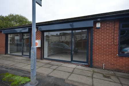 8 Walmersley Old Road, Bury, Retail / High Street Retail To Let - DSC_0047.JPG