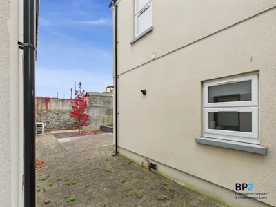 9 Elliston Terrace, Carmarthen, Office To Let - CAM03725G0PR0068STILL006.jpg