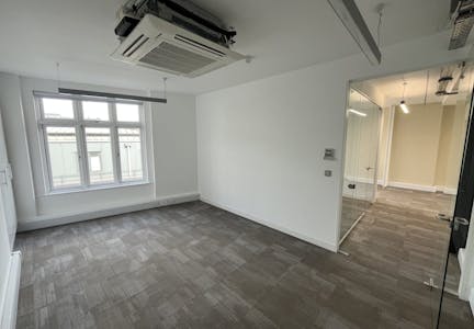 Saxon House, London, Office To Let - Internal 3.jpg