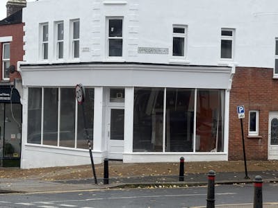 17 Kings Parade, Brighton, Retail To Let - IMG_7235.jpeg