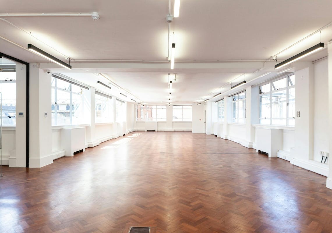 686c6f08800296201163a2da3c0fa8b62ndfloorwest011920x1280.jpg 23 Eastcastle Street, London, Office To Let - 686c6f08800296201163a2da3c0fa8b62ndfloorwest011920x1280.jpg