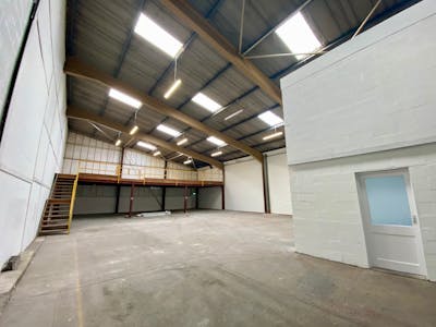 Unit 3, Senlan Industrial Estate, Cardiff, Industrial To Let - 3 Senlan 02.jpg