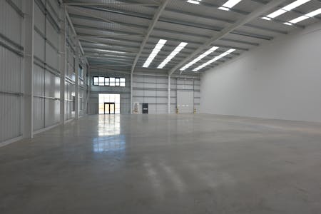 Vauxhall Trading Estate | Units 1a & 1b, Reddish, Industrial / Warehouse To Let - DSC_5073.JPG