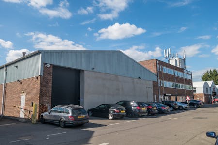 Unit L, Braintree Industrial Estate, Ruislip, Industrial / Warehouse For Sale - DSC04157.jpg