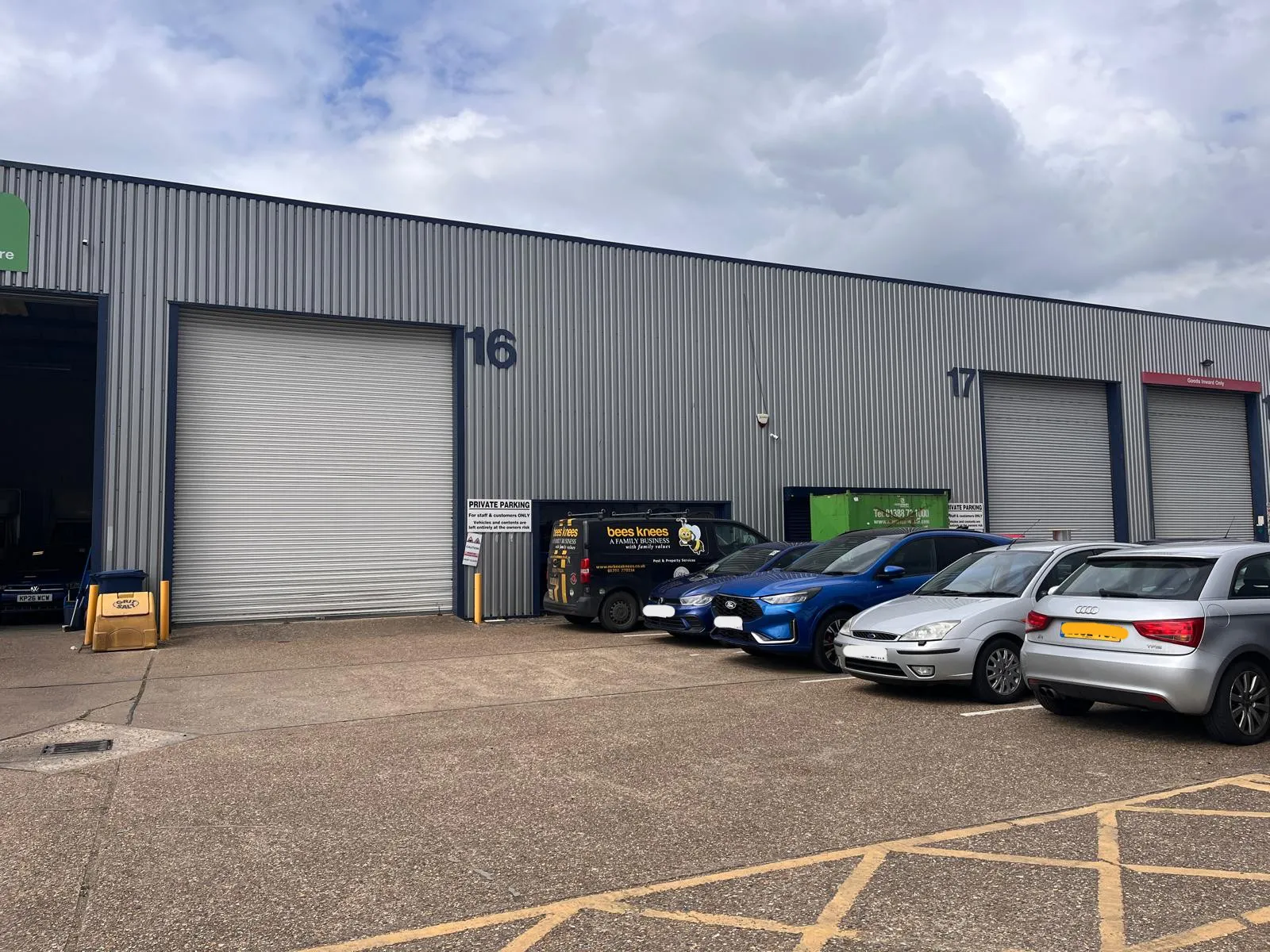 16 March Place, Aylesbury, Industrial To Let - WhatsApp Image 2026-05-06 at 15.47..jpeg