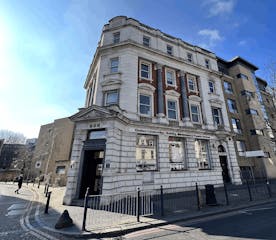 Bank Chambers, 660-664 Commercial Road, London, Education / Health & Fitness / Offices / Restaurant / Retail To Let - 9zck0krb.jpeg