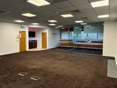 Unit 6, Vermont Place, Milton Keynes, Industrial / Office To Let - Image 3