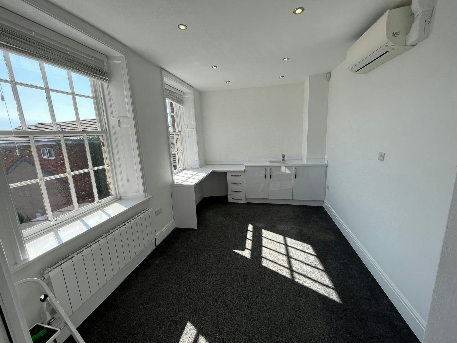 2nd Floor, Charles Roe House, Macclesfield, Offices To Let - IMG20250402WA0024.jpg