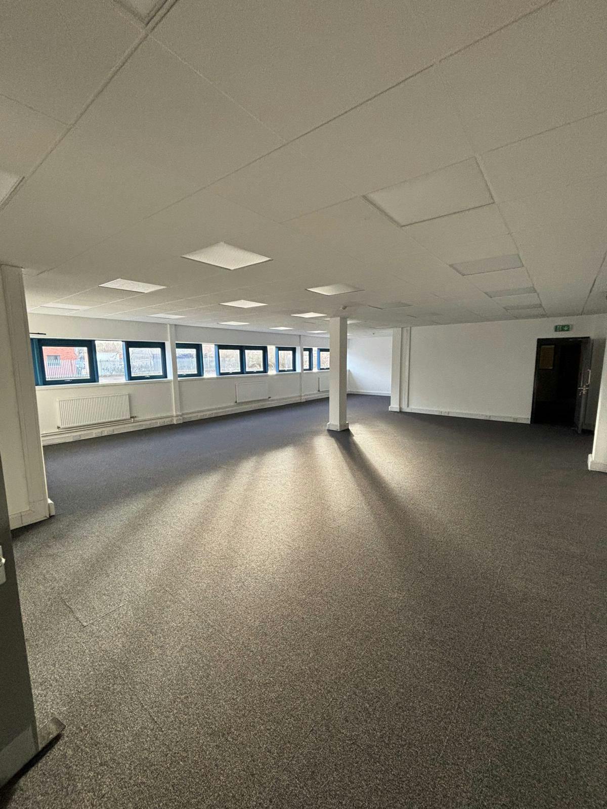 Unit 1A Berkeley Business Park, Worcester To Let - 10122025 7.jpeg