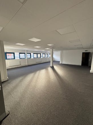 Unit 1A Berkeley Business Park, Worcester To Let - 10122025 7.jpeg