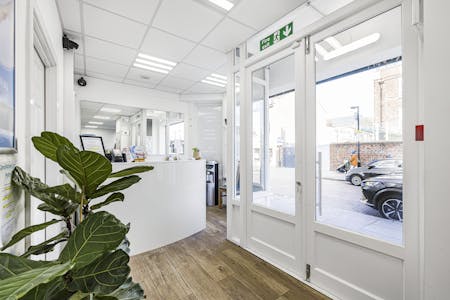 Ground Floor Unit, 530 Roman Road, London, Office / Retail To Let - 20_14375.jpg