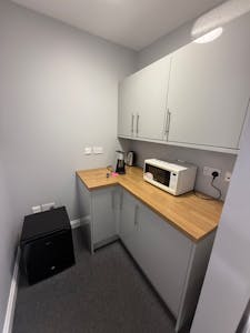 25 Midfield Drive, Kirkcaldy, Office To Let - Image 2