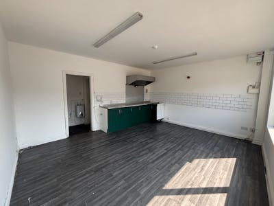 9 Bradley Street, Uttoxeter, Retail To Let - IMG_2150.JPG