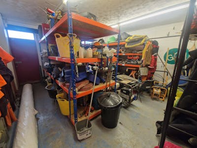 8 Stratfield Park, Waterlooville, Industrial / Warehouse For Sale - 20260211_102932.jpg