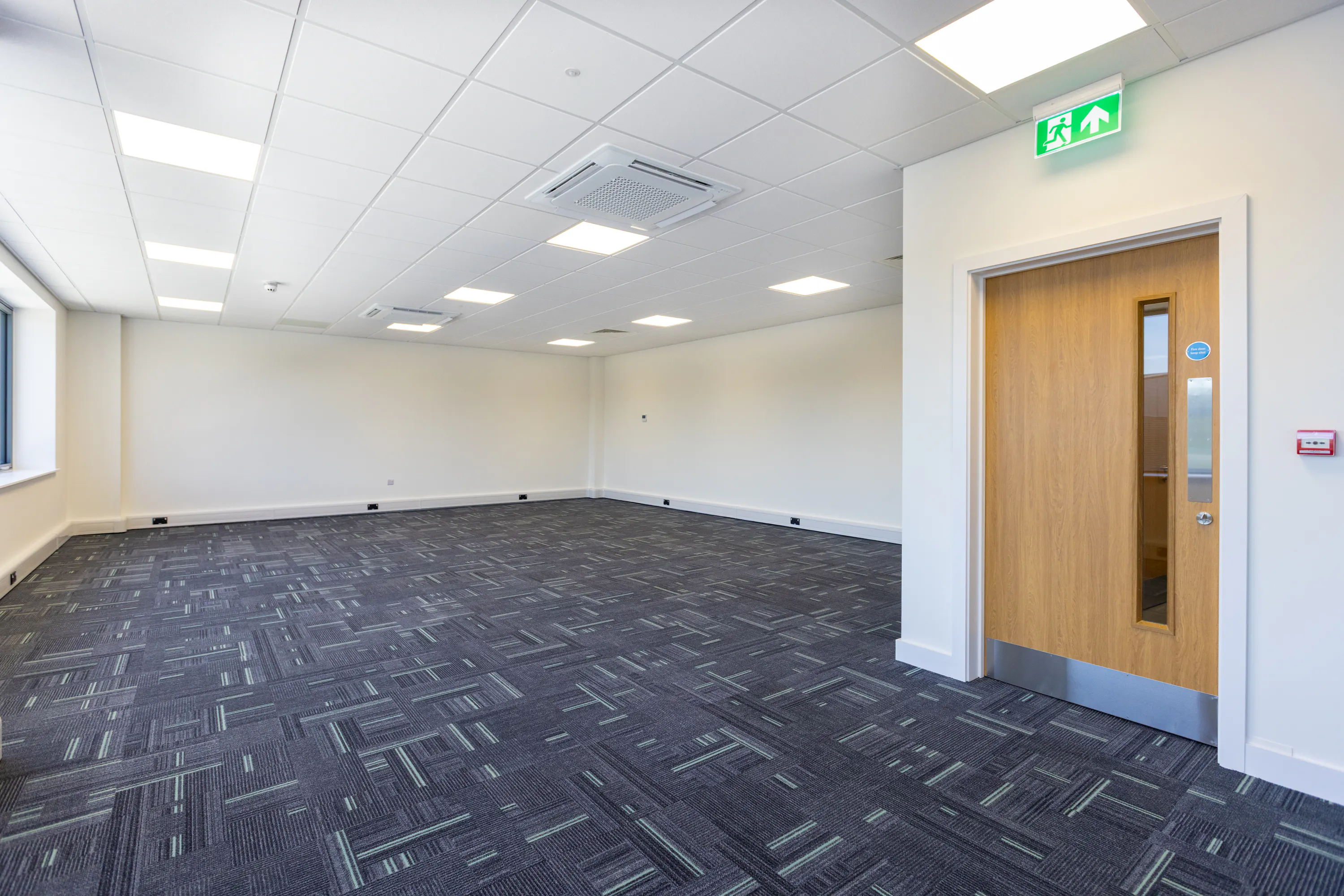 Unit 5 T45, Aire Valley Road, Leeds, West Yorkshire, LS9 0AA