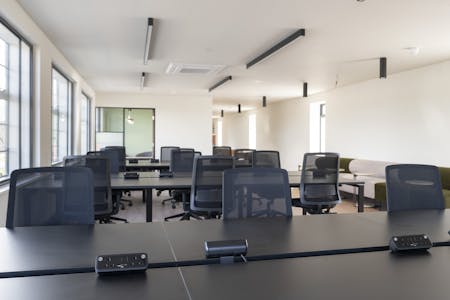 Lumiere, 5 Elstree Way, Borehamwood, Office To Let / For Sale - IW-160425--STI-207.jpg