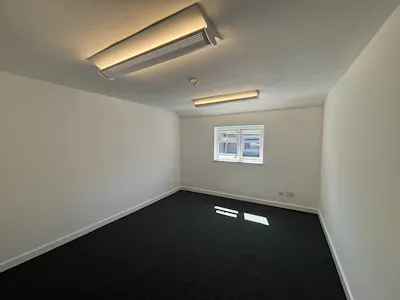 13 Alma Vale Road, Bristol, Office To Let - IMG_2571.JPEG