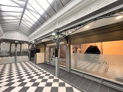 10 Westminster Arcade, Harrogate, Retail To Let - image00008.jpeg