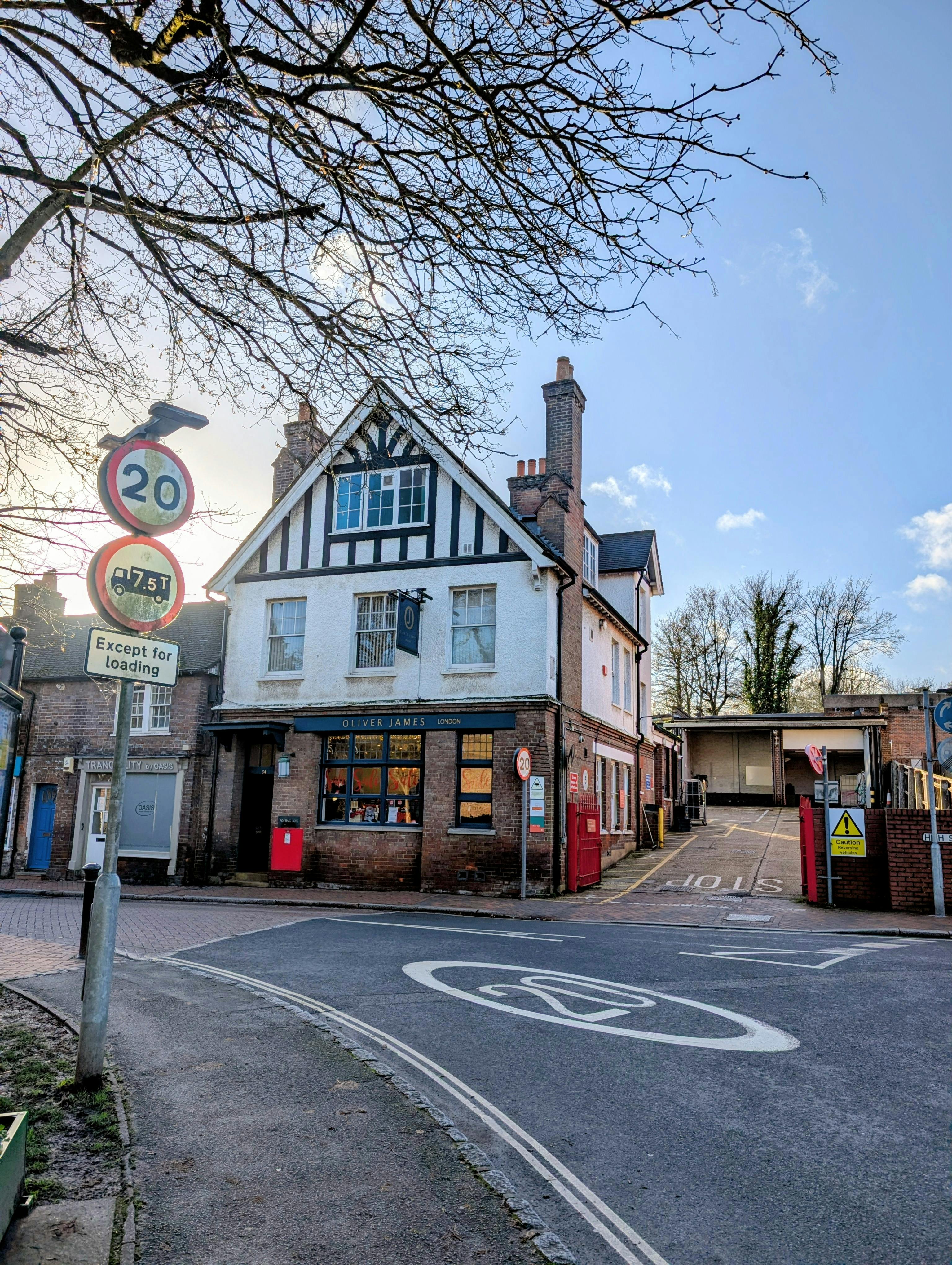 34 High Street, Great Missenden, Retail To Let - 1000011828.jpg