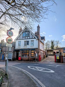 34 High Street, Great Missenden, Retail / E (Commercial / Business / Service) To Let - 1000011828.jpg