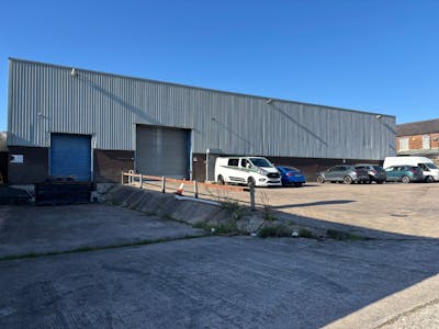 Unit 11, Manchester, Industrial/Logistics To Let - Castle2.jpg