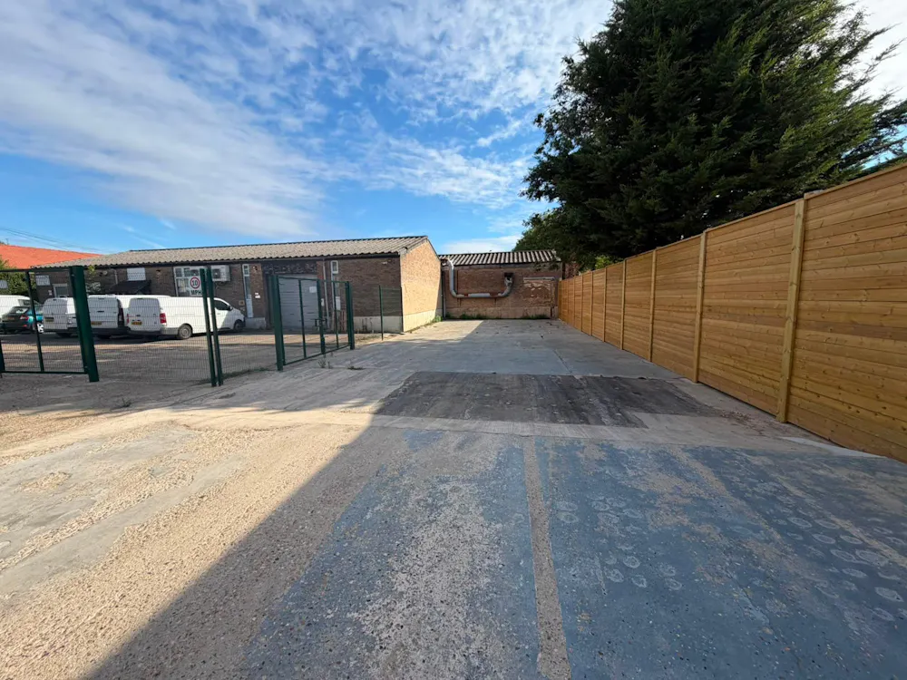 5-7 Reed Industrial Estate - WhatsApp Image 2026-07-30 at 08.29.18 (2).jpeg