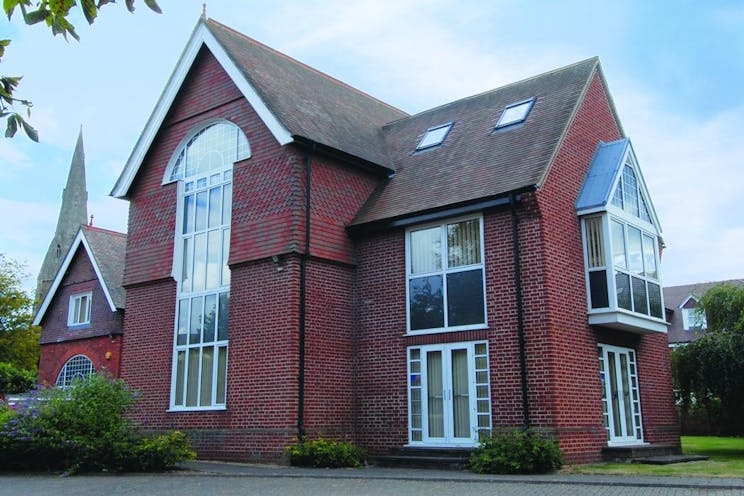 Locke King House, Balfour Road, Weybridge, Offices To Let - LockeKing.Weybridge(10).JPG