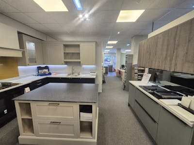 Unit 1B, Stockport, Retail To Let - 20260213_111329.jpg