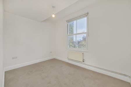Woodlands Park Road, London, Maisonette To Let - Bedroom 2