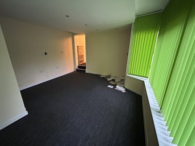 49B & 51 Queen Street, Leeds, Retail For Sale - IMG_7106.JPG