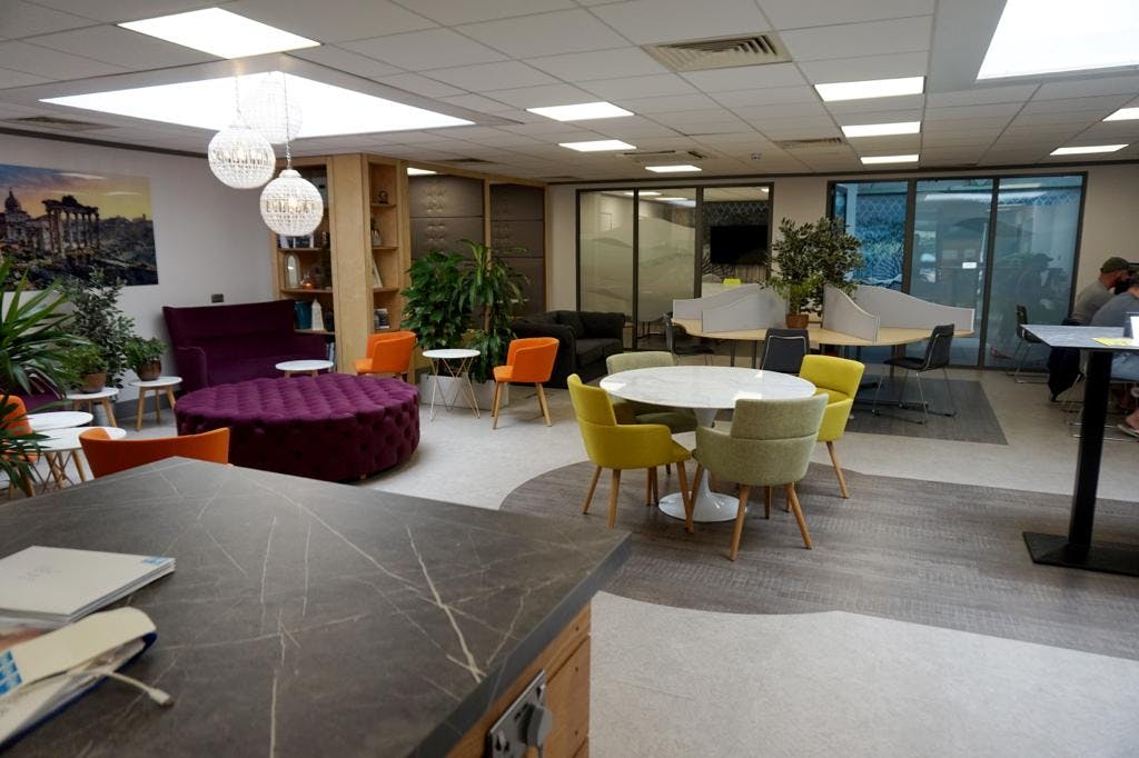 Office in Southampton - photo 3