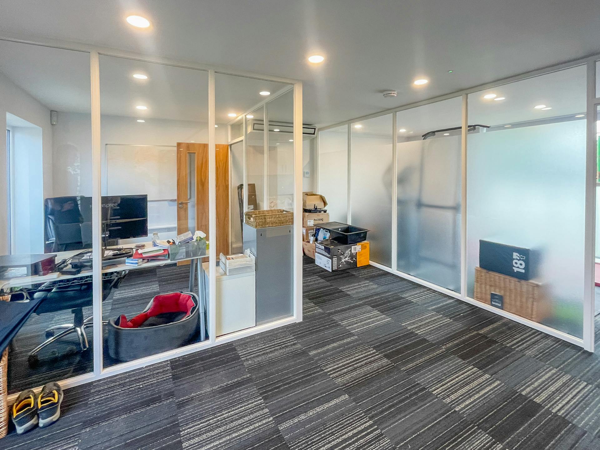 Office in Poole - photo 3