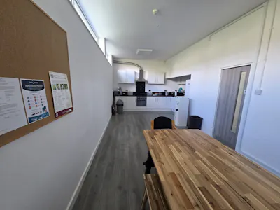 Unit 8, A&B, 327 Southchurch Road, Southend-On-Sea, Office To Let - WhatsApp Image 2026-08-21 at 11.18.10 (5).jpeg