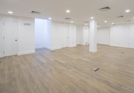 12 Old Street, London, Office To Let - 34d860afeaf702b16efbb42d0090aa7dMC35951860HR  15.jpg