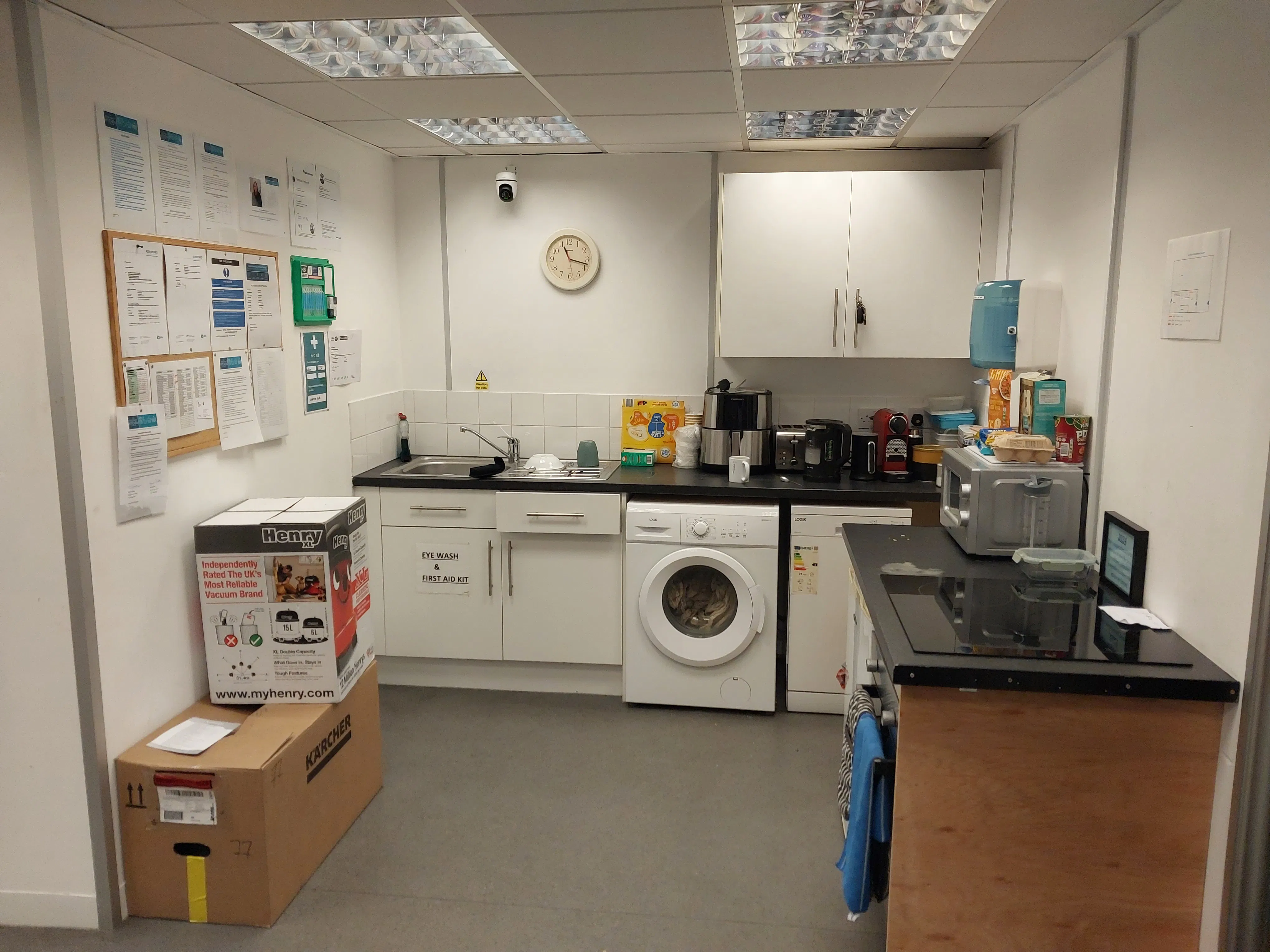 Unit 12b, The Western Centre, Bracknell, Industrial To Let - 20260629_111725.jpg