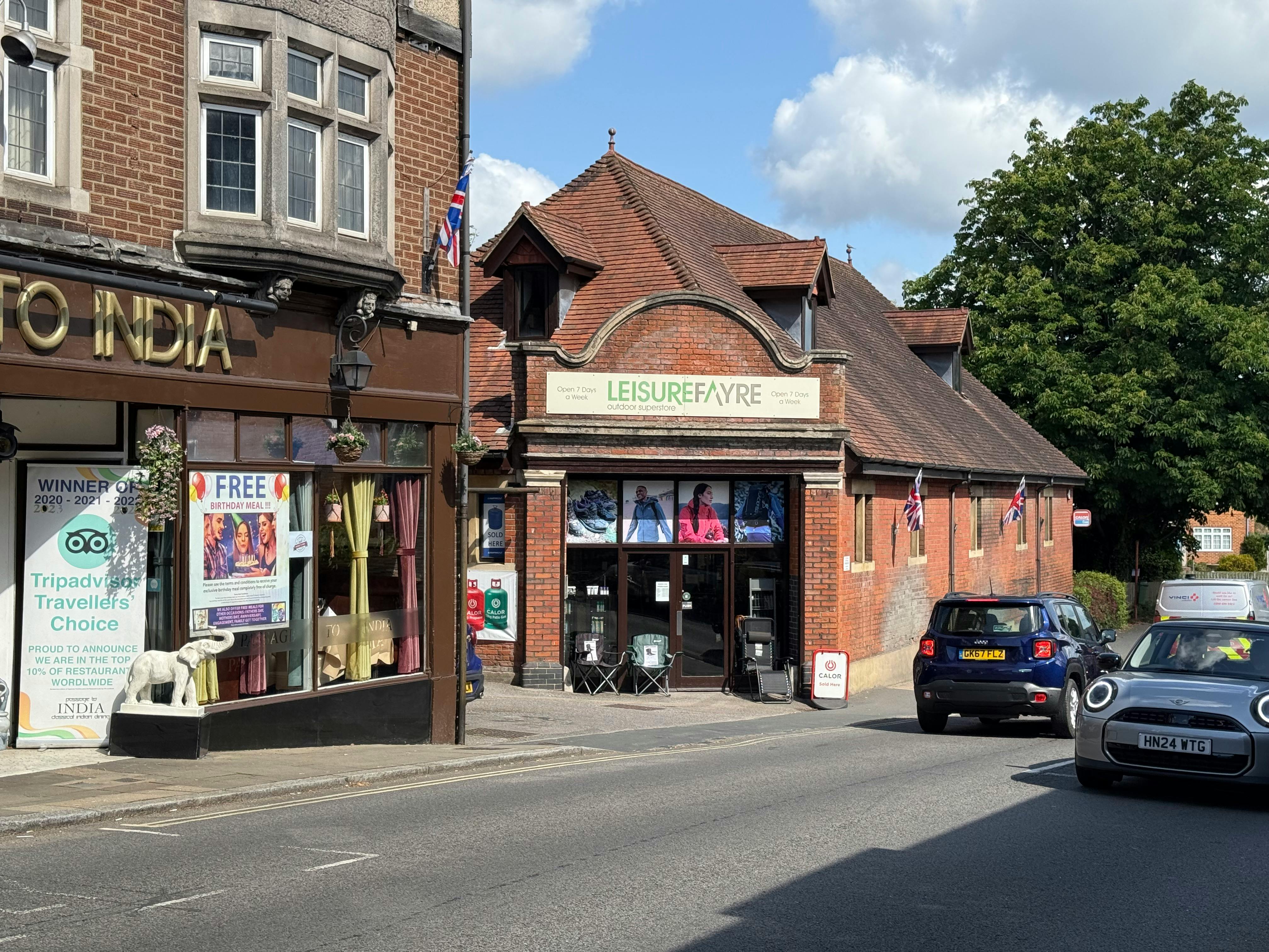 Retail/Shop in Lyndhurst - photo 3