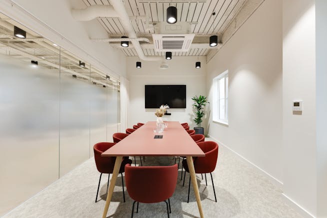 Finlaison House, Finlaison House, London, Offices To Let - Meeting Room