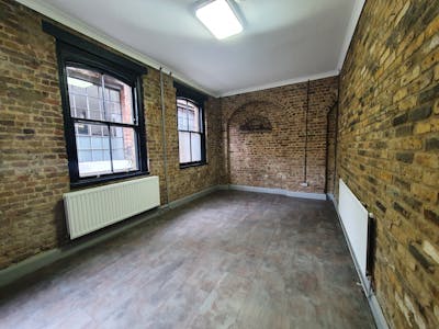 4 Perseverance Works, London, Office To Let - 20210909_124055.jpg